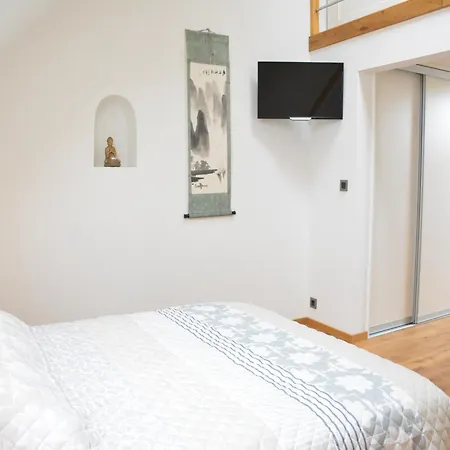 Retreat, Fernelmont, Cleaning Included Forville